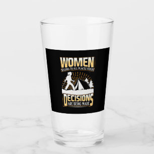 Wanderer gehören zu allen Orten Glas