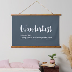 Wanderlust-Definition weiß, grau Wandteppich Mit Holzrahmen