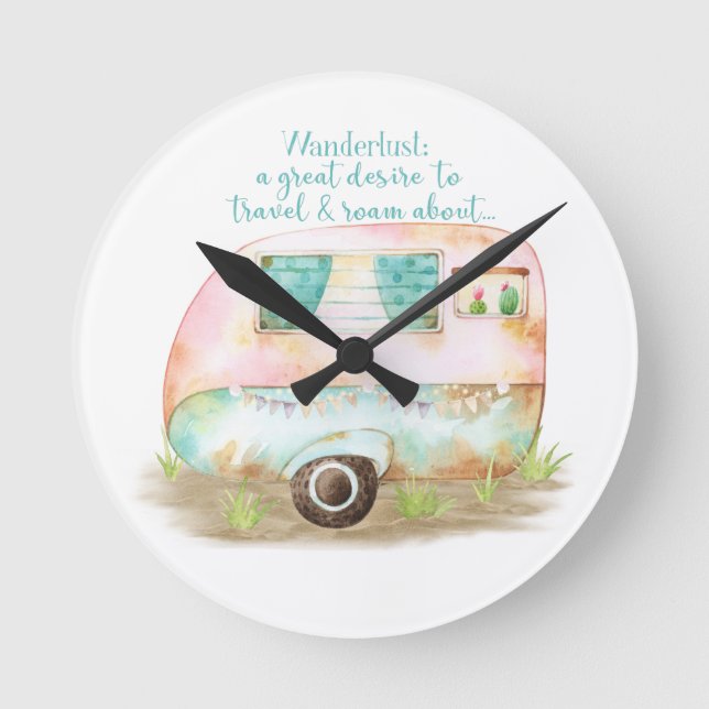 Wanderlust Quote Retro Camper Caravan Runde Wanduhr (Vorderseite)