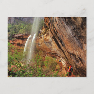 Wandern auf dem Emerald Pools Trail im Zion Nation Postkarte