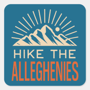 Wandern Sie durch die Allegheny-Berge Sunburst Quadratischer Aufkleber