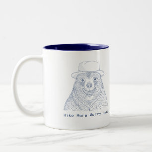 Wandern Sie mehr, sorgen Sie sich weniger / Lachen Zweifarbige Tasse