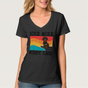 Wandern Sie mehr, sorgen Sie sich weniger Schwarze T-Shirt