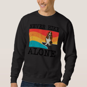 Wandern Sie niemals allein Basset Hound Grafik Wan Sweatshirt