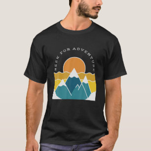 Wandern Suche nach einem Abenteuer Retro Berge im  T-Shirt