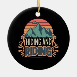 Wandern, wo Reisen zu Abenteuern werden Keramik Ornament