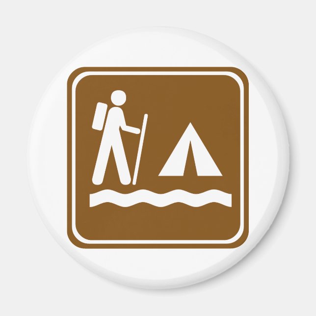 Wanderweg mit dem Camping Lakeside Magnet (Vorne)