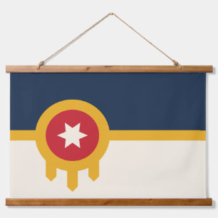 Wandtapestry mit der Flagge von Tulsa, Oklahoma Wandteppich Mit Holzrahmen