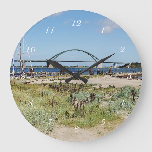 Wanduhr Fehmarnsundbrücke und Fehmarnsund (Vorderseite)