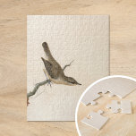 Warbler Reed Wren | William Lewin Puzzle<br><div class="desc">Warbler; Reed Wren (vor 1790) | William Lewins Warbler; Reed Wren ist ein zartes und detailliertes Gemälde mit einem kleinen braunen Laubholz, der auf einem Ast auf einem minimalistischen neutralen Hintergrund steht. Die sorgfältige Darstellung der weichen Federn des Vogels und die schlanke Form des Künstlers unterstreicht seine subtile Schönheit. Die...</div>