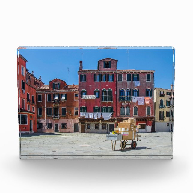 Warenkorb mit Kartons in Venedig Fotoblock (Vorderseite)