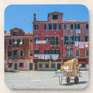 Warenkorb mit Kartons in Venedig Getränkeuntersetzer