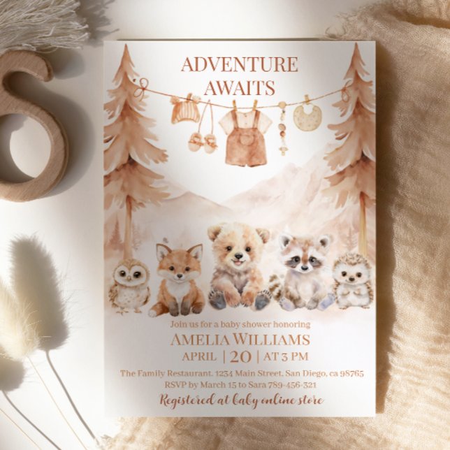 Warm Beige Adventure Awaits Woodland Baby Shower Einladung (Von Creator hochgeladen)