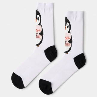 Warm by nature: Adorable Penguin with Playful Text Socken