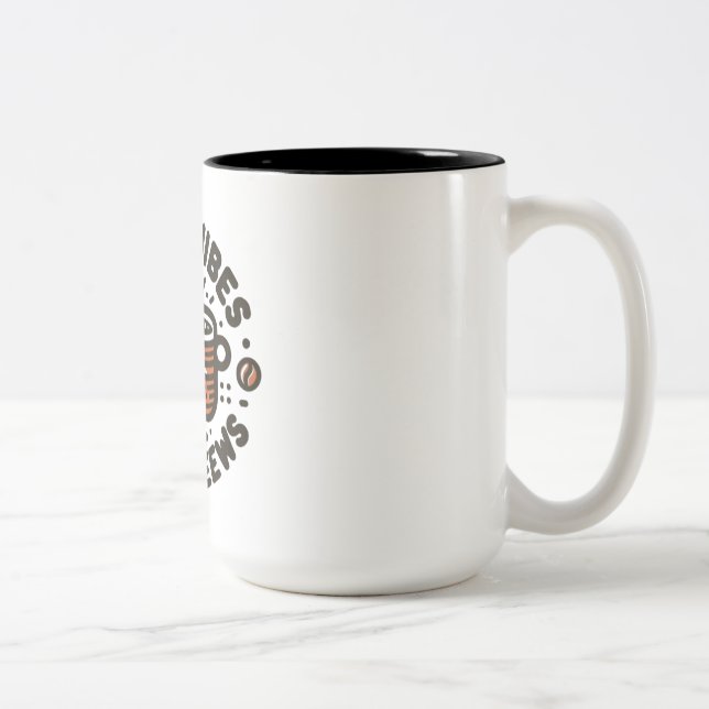 Warm Vibes Zweifarbige Tasse (Rechts)