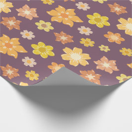 Warme goldene Herbstblüte Nahtlose Geburtstagsgesc Geschenkpapier