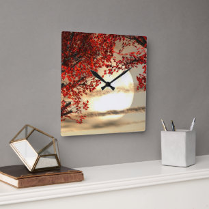 Warme Nacht unter dem roten Baum - Digitale Kunst Quadratische Wanduhr