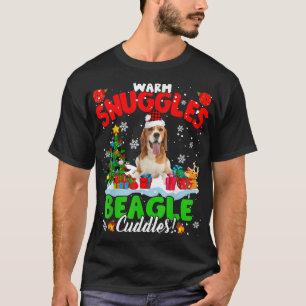 Warme Umarmungen Beagle Kuschelt Weihnachtsbaum Ka T-Shirt
