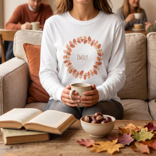 Warmer Herbst-Blattkranz-Name-Design T-Shirt