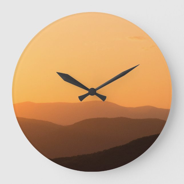 Warmer Mountain Sunset Große Wanduhr (Vorderseite)