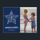 Warmes wünscht Beach Navy Blue Family Foto Feiertagspostkarte<br><div class="desc">Weihnachts-Weihnachtskarten in einem marineblau blauen "Warme Wünsche" Design. Fügen Sie Ihr Foto, Ihre Nachricht und Ihre Namen auf der Vorderseite der Postkarte und Ihre Rücksendeadresse und zusätzliche Gruß auf der Rückseite. Wenn Sie Hilfe beim Zuschneiden Ihres Fotos benötigen oder eine individuelle Anfrage haben, kontaktieren Sie mich. Ich hätte Liebe zu...</div>