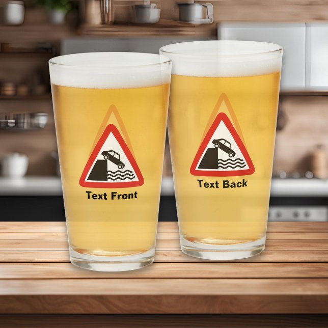 Warnschild am Kai Glas (Von Creator hochgeladen)