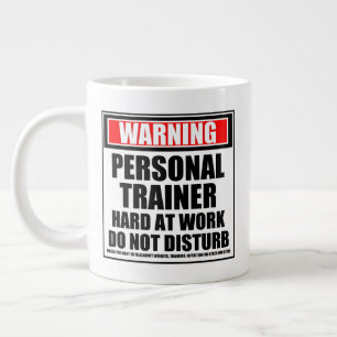 Warnung an den Personal Trainer bei der Arbeit Jumbo-Tasse