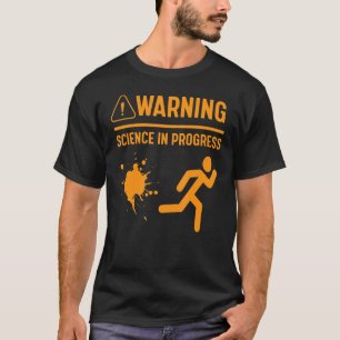 Warnung der Naturwissenschaften im Labrador Nerdy  T-Shirt