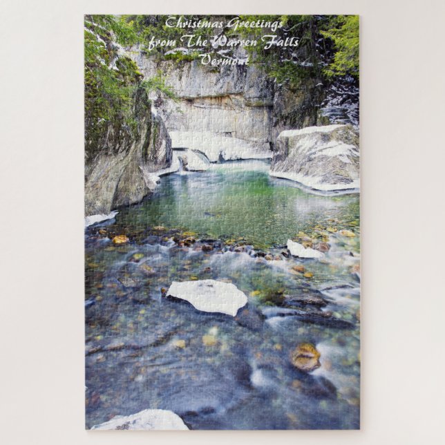 Warren Falls Vermont.Christmas Puzzle (Vertikal)