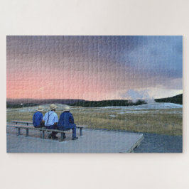 Wart für Old Faithful Geyser bei Sunset Puzzle