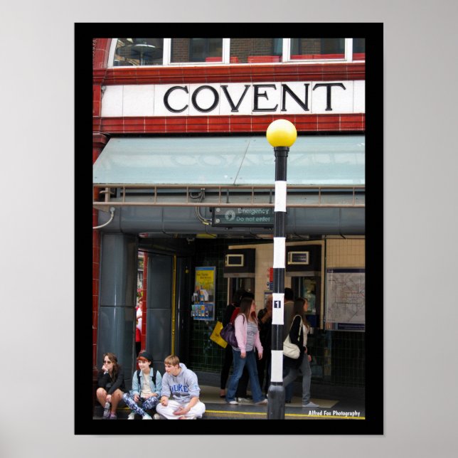 Warten bei Covent Poster (Vorne)