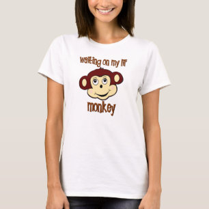 Wartete auf meinen Affemutterschafts-T - Shirt
