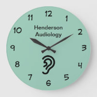 Wartezimmer einer Audiologiepraxis