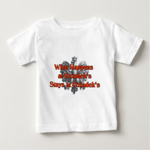 Was bei Dziadeks geschieht, bleibe bei Dziadeks Baby T-shirt