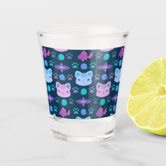 Was Cool ist, Kitty Cat in Lila und blau Schnapsglas