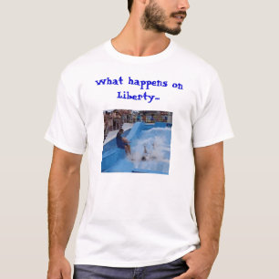 Was geschieht auf Freiheit… (helle Version) T-Shirt