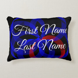 Was ist zu tun, wenn ein rotes, geometrisches Akze Dekokissen