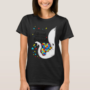 Was macht dich zu einem anderen Elefanten-Mama-Aut T-Shirt