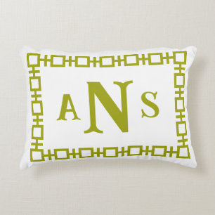 Wasabi Green Square, griechisches Schlüsselmonogra Dekokissen