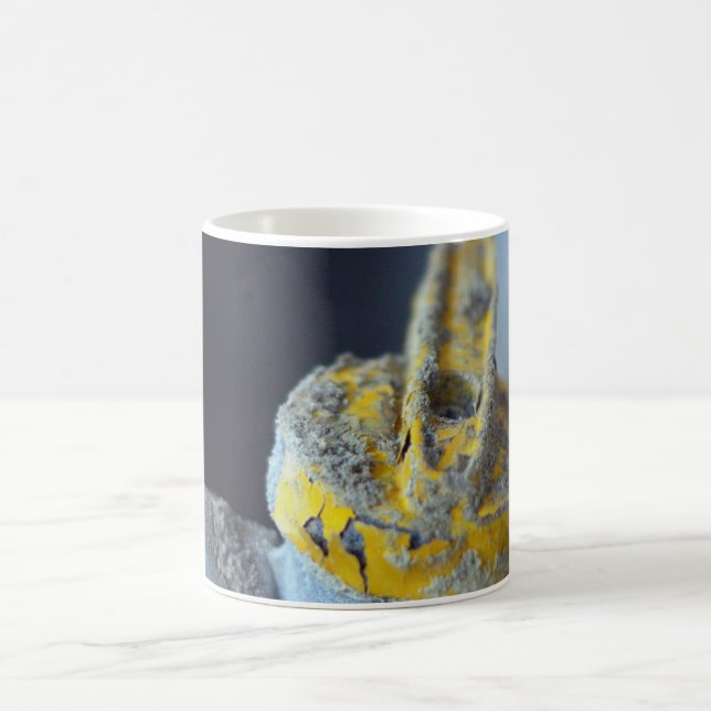 Wasch diese sandigen Füße Kaffeetasse (Mittel)