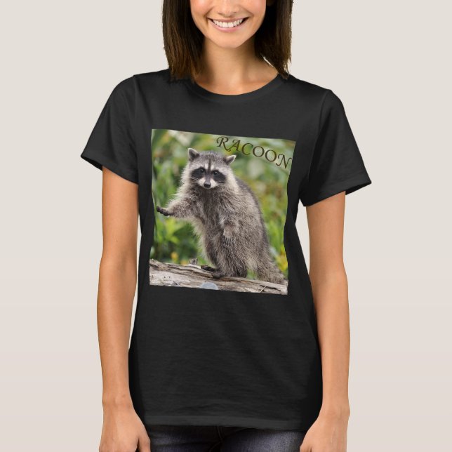 Waschbär im Wald T-Shirt (Vorderseite)