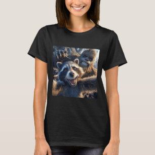 Waschbär-Selfie-Bigfoot-Wald-Meme T-Shirt