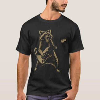 Waschbär spielt Rockstar-Gitarre Rock And Roll Män T-Shirt