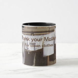 Wäscherei. Danke für die Tasse der sauberen Kleidu