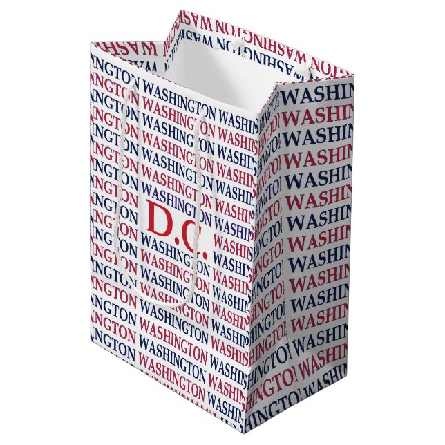 Washington DC Typografie Mittlere Geschenktüte (Vorderseite Schrägansicht)
