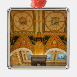 WASHINGTON, DC USA. Decke in großem Hall von Ornament Aus Metall