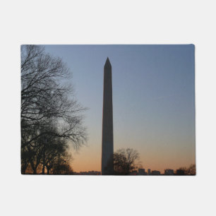 Washington Monument at Sunset Fußmatte