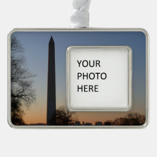 Washington Monument at Sunset Rahmen-Ornament Silber