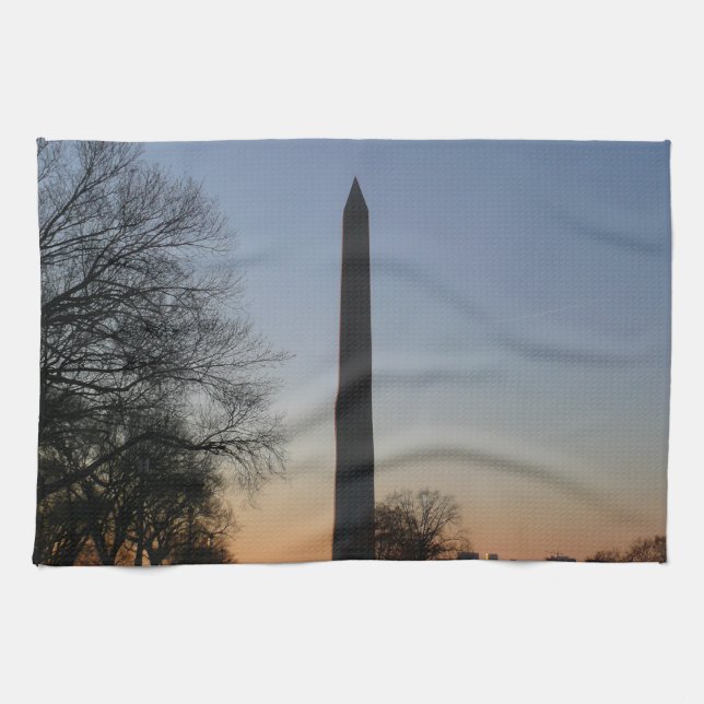 Washington Monument bei Sonnenuntergang in DC Geschirrtuch (Horizontal)