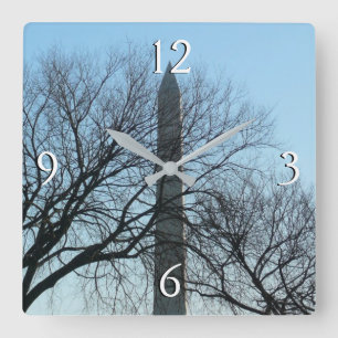 Washington Monument im Winter I Landschaft Quadratische Wanduhr